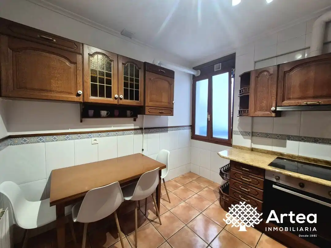 Cocina de Piso de alquiler en Bilbao  con Calefacción, Horno y Lavadora