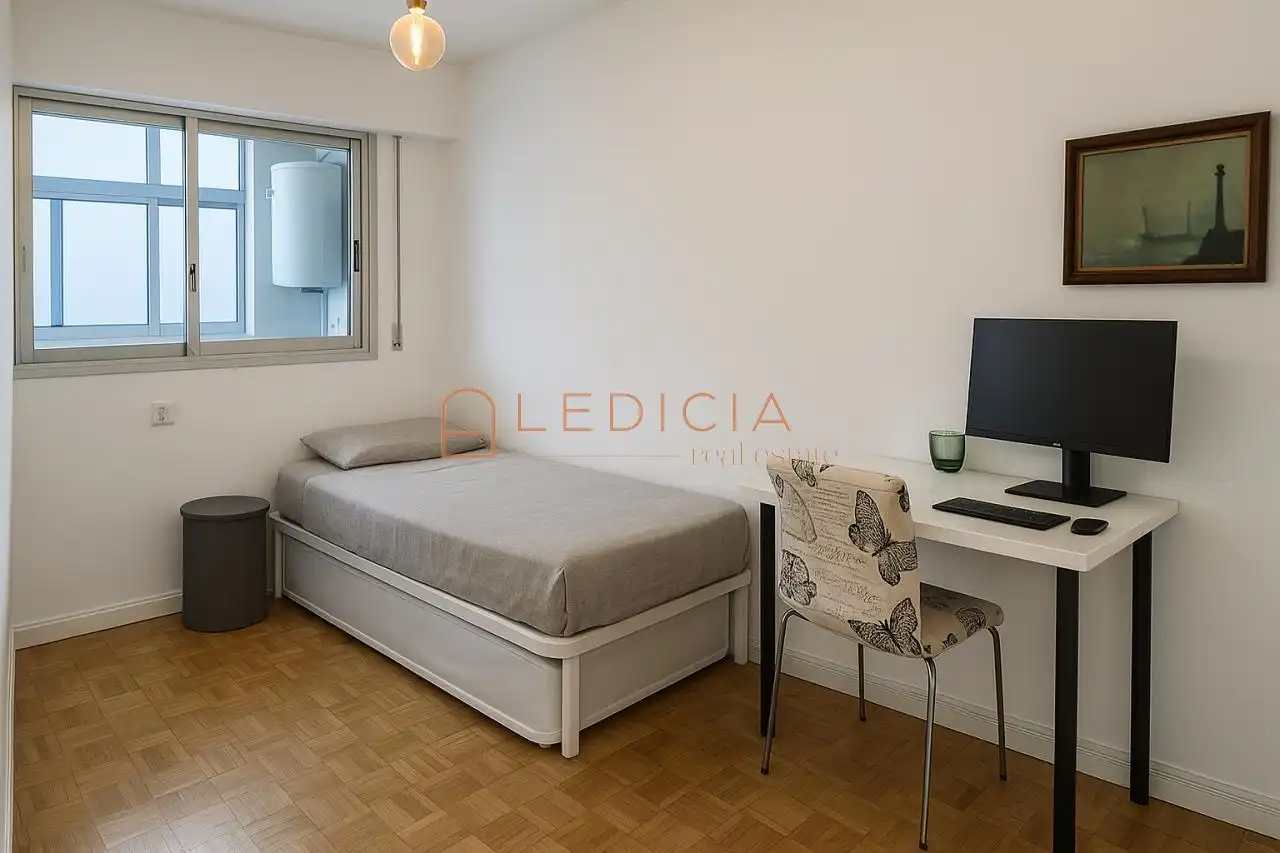Bedroom of Flat for rent in Teis