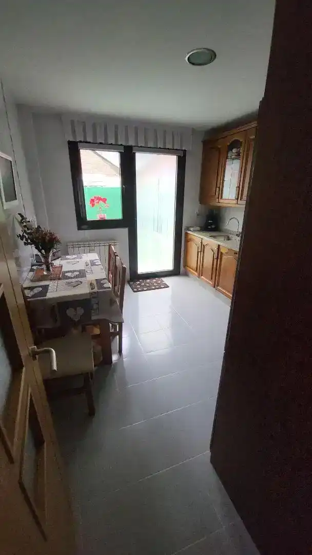 Cuina de Casa adosada en venda en Medina del Campo amb Aire condicionat i Balcó