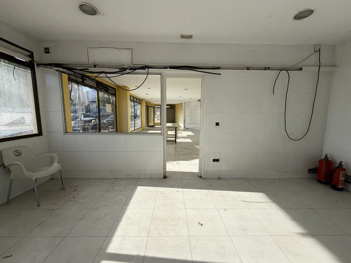Local comercial en venta en Pueblo - Urbanizaciones, imagen 2
