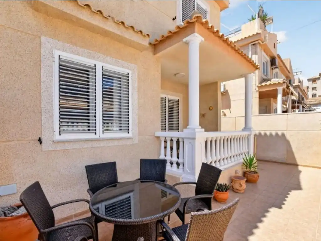 Casa con jardín en venta en La Mata, imagen 6