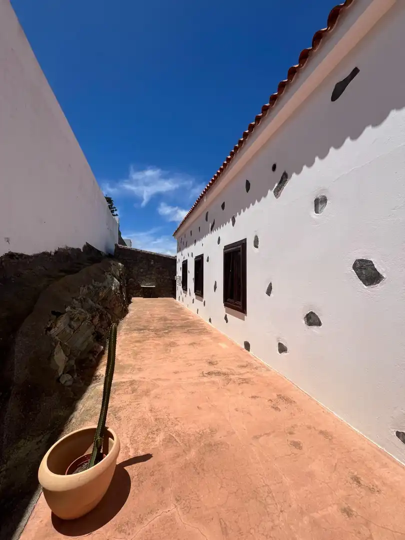 Vista exterior de Casa o chalet en venta en Moya (Las Palmas) con Jardín privado, Terraza y Amueblado