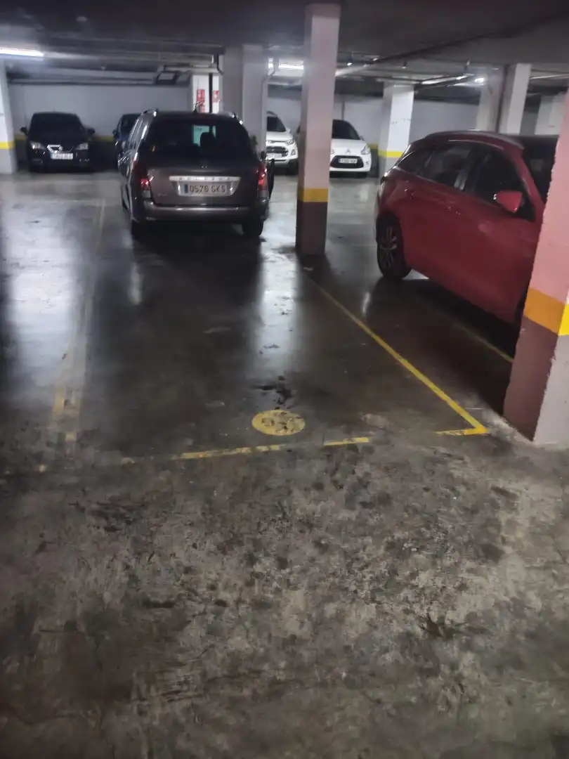 Parking of Flat for sale in Sevilla  with Air Conditioner