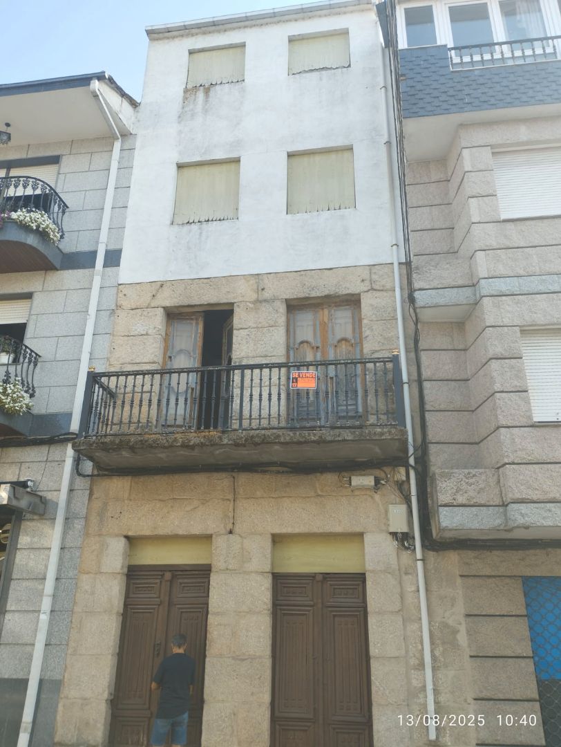 Exterior view of Building for sale in Maside