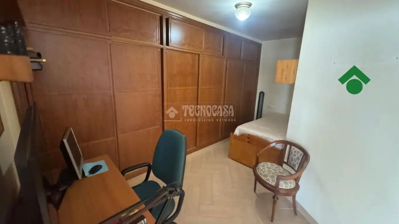 Habitación de Piso en venta en Cádiz