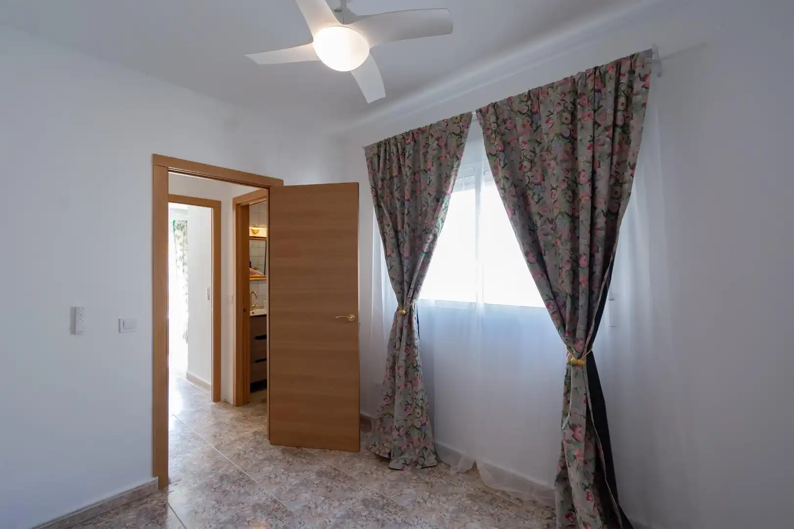 Casa amb terrassa en venda a Plaza Emperador 5, imagen 23