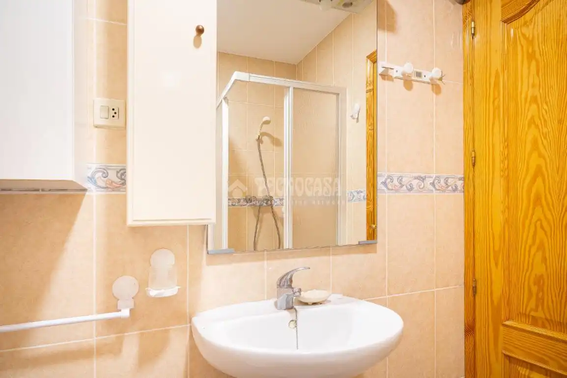 Baño de Piso en venta en Salobreña