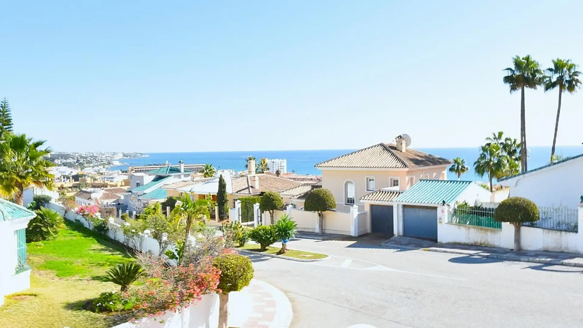 Exterior view of Apartments for sale in Mijas  with Air Conditioner, Heating and Private garden