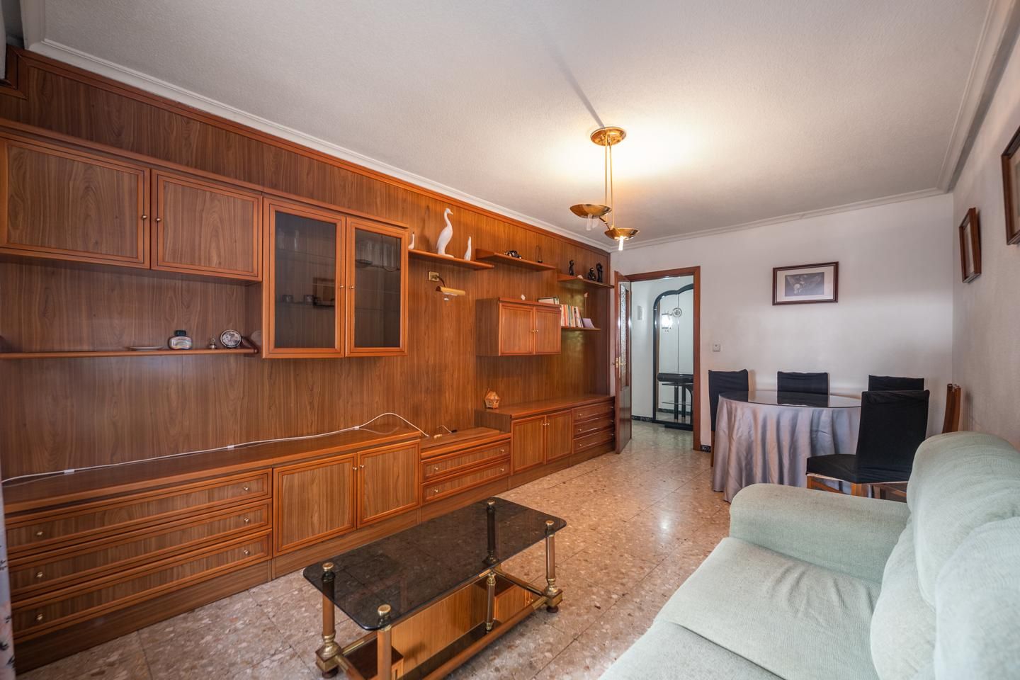 Sala d'estar de Pis en venda en Ávila Capital amb Calefacció i Traster