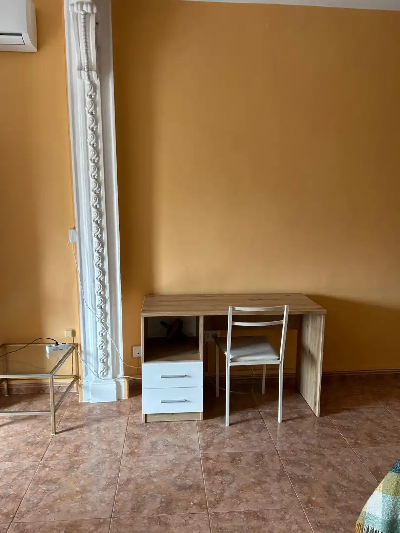 Flat for rent in Calle Pintor Sobejano, San Andrés - San Antolín