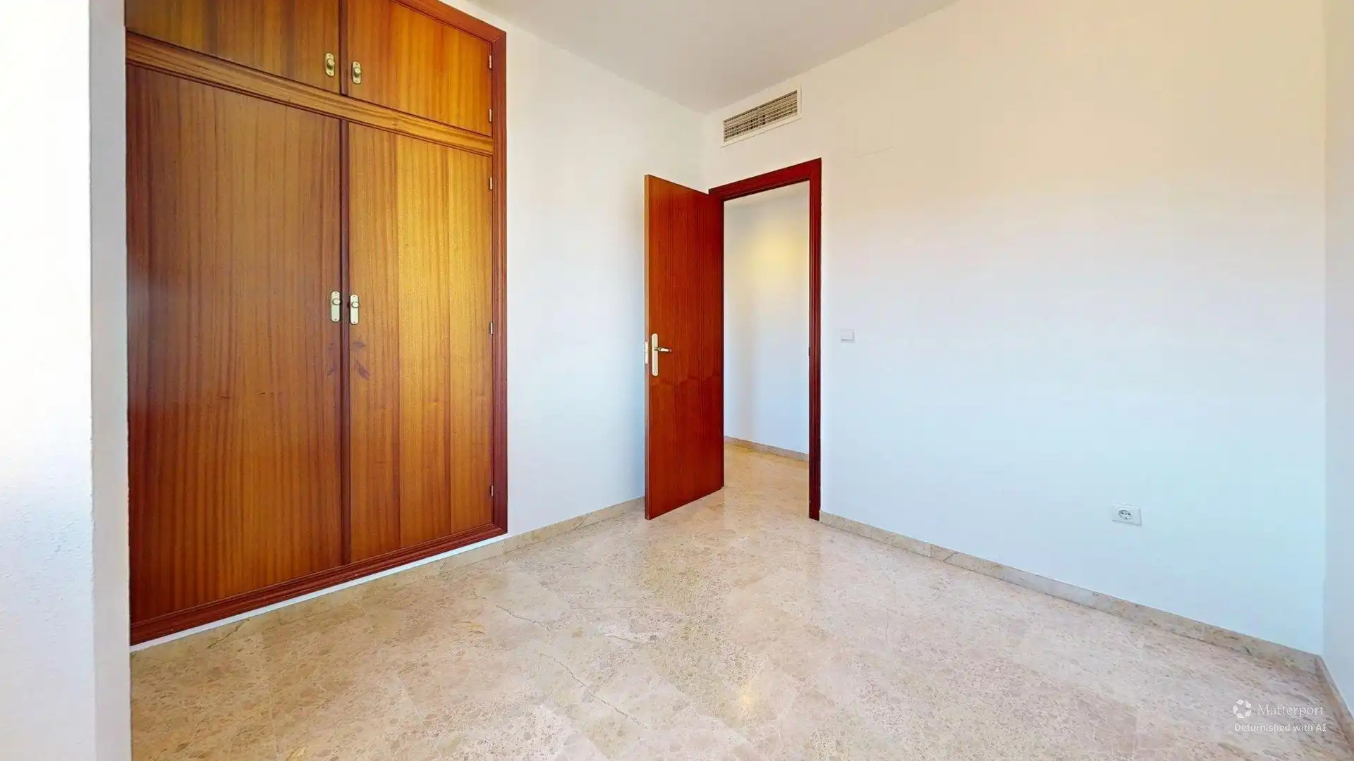 Wohnung zum Verkauf in Córdoba mit Klimaanlage, Heizung und Abstellraum