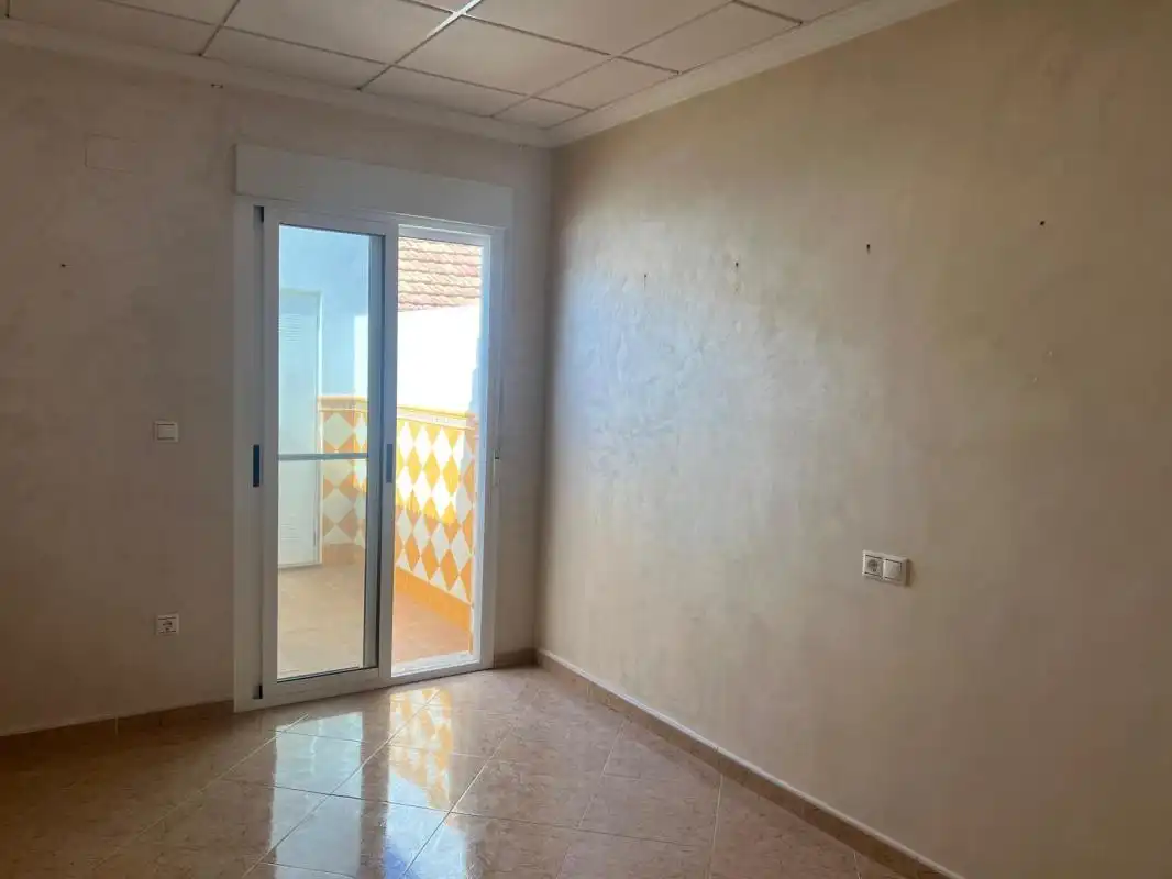 Casa adosada en venda en Algueña amb Aire condicionat, Calefacció i Terrassa