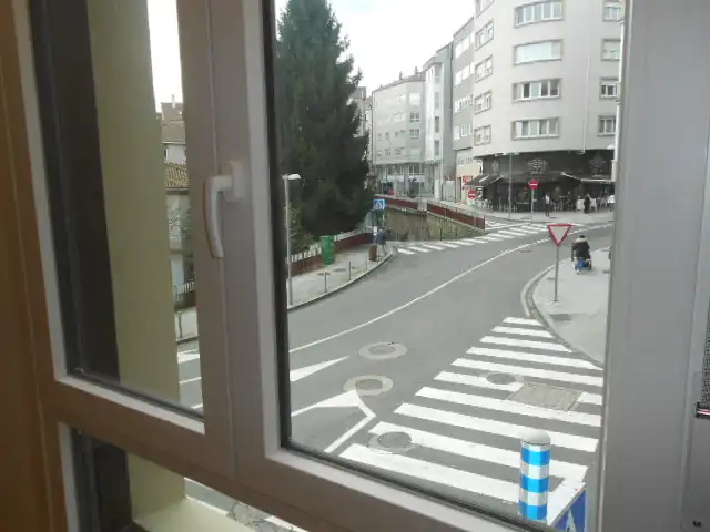 Vista exterior de Pis de lloguer en Santiago de Compostela  amb Calefacció, Moblat i Forn
