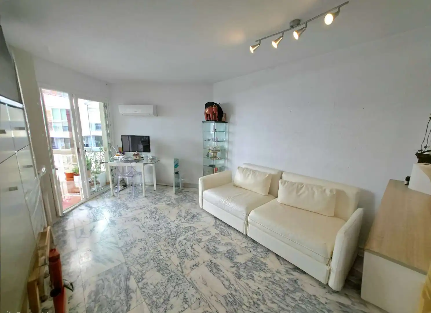 Living room of Flat for rent in Eivissa  with Air Conditioner, Heating and Terrace