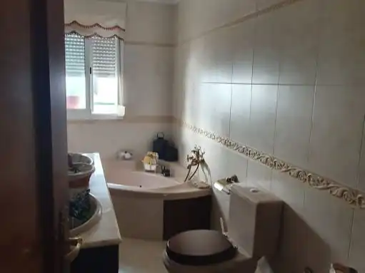 Bany de Pis de lloguer en Yunquera, Málaga
