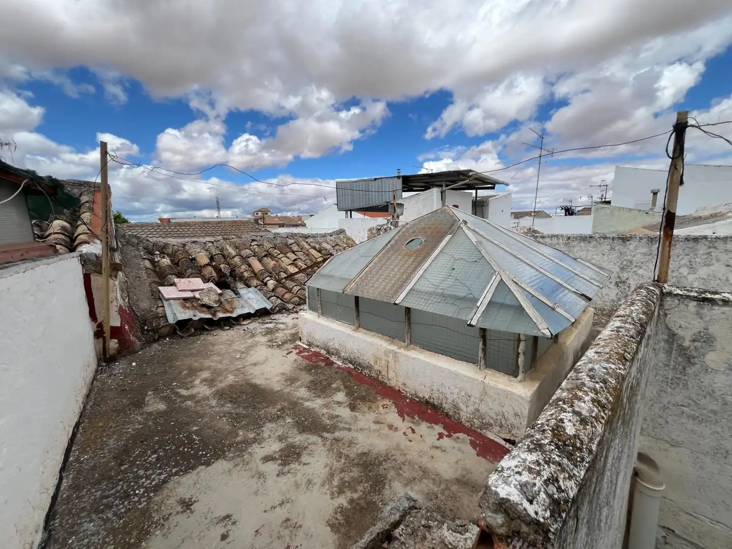 Vista exterior de Residencial en venta en Herencia