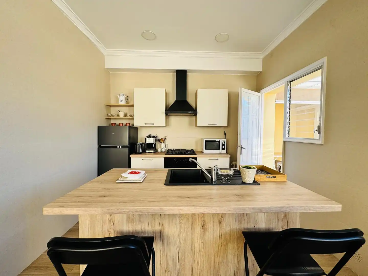 Kitchen of Flat for sale in Figueres  with Air Conditioner, Heating and Terrace