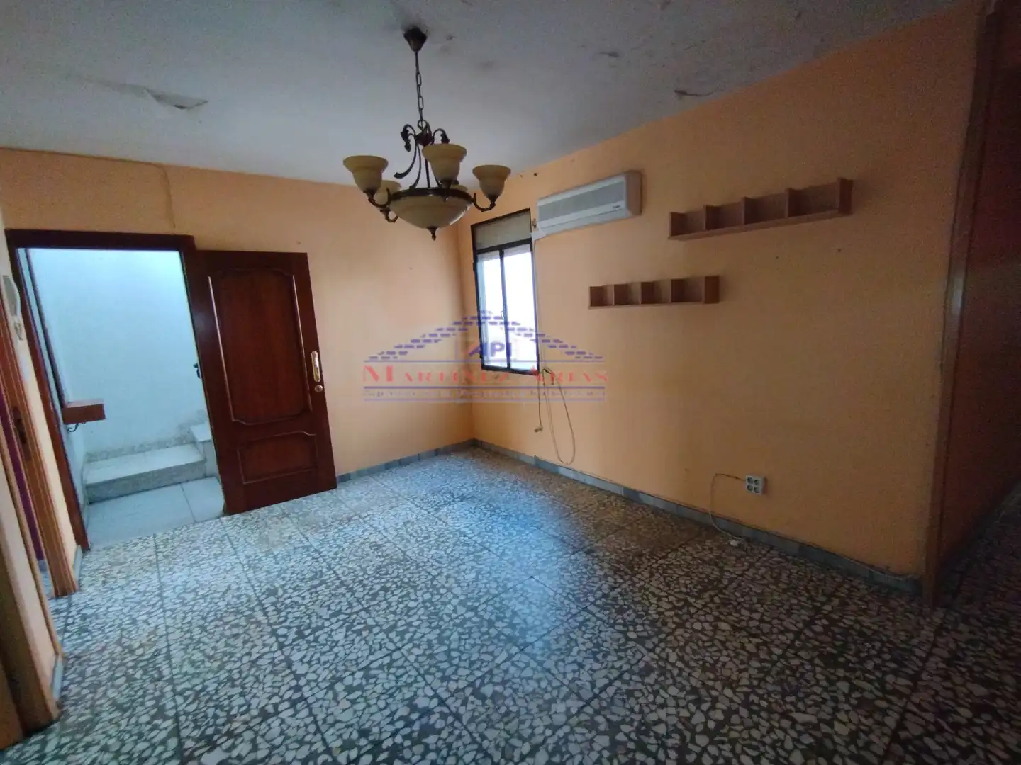 Casa adosada en venta en Bailén con Terraza