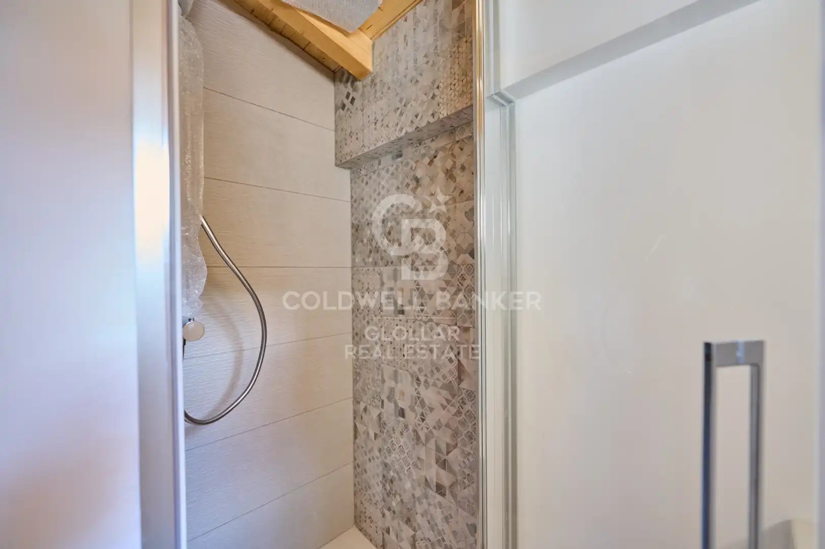 Appartement compact à vendre à Osseja Ouest, imagen 16