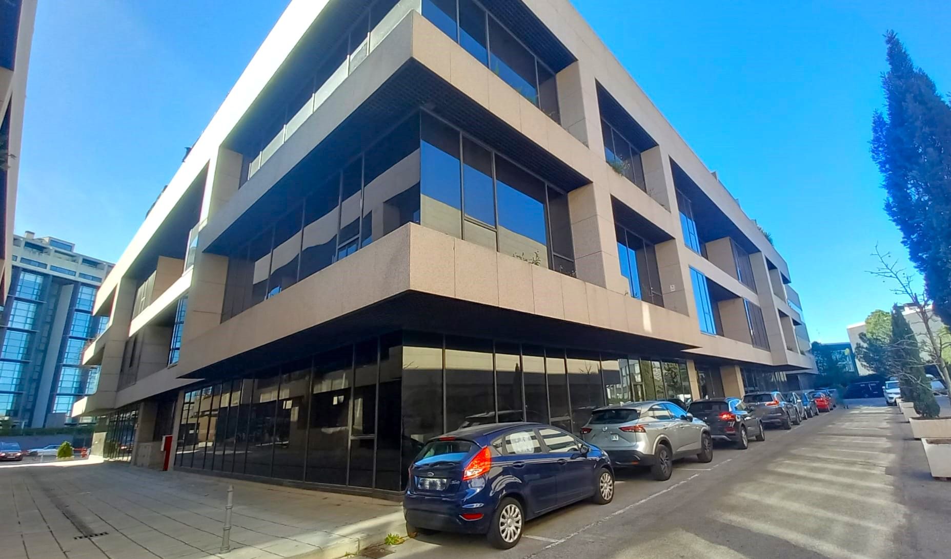 Local en venta en Avenida del Cerro del Águila, 13, Polígono Industrial Sur