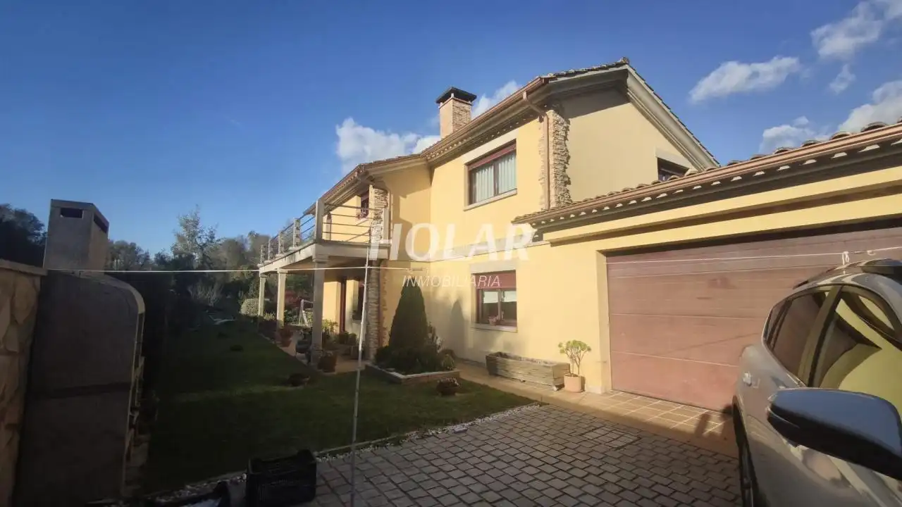 Vista exterior de Casa o chalet en venta en Vigo  con Jardín privado, Terraza y Trastero