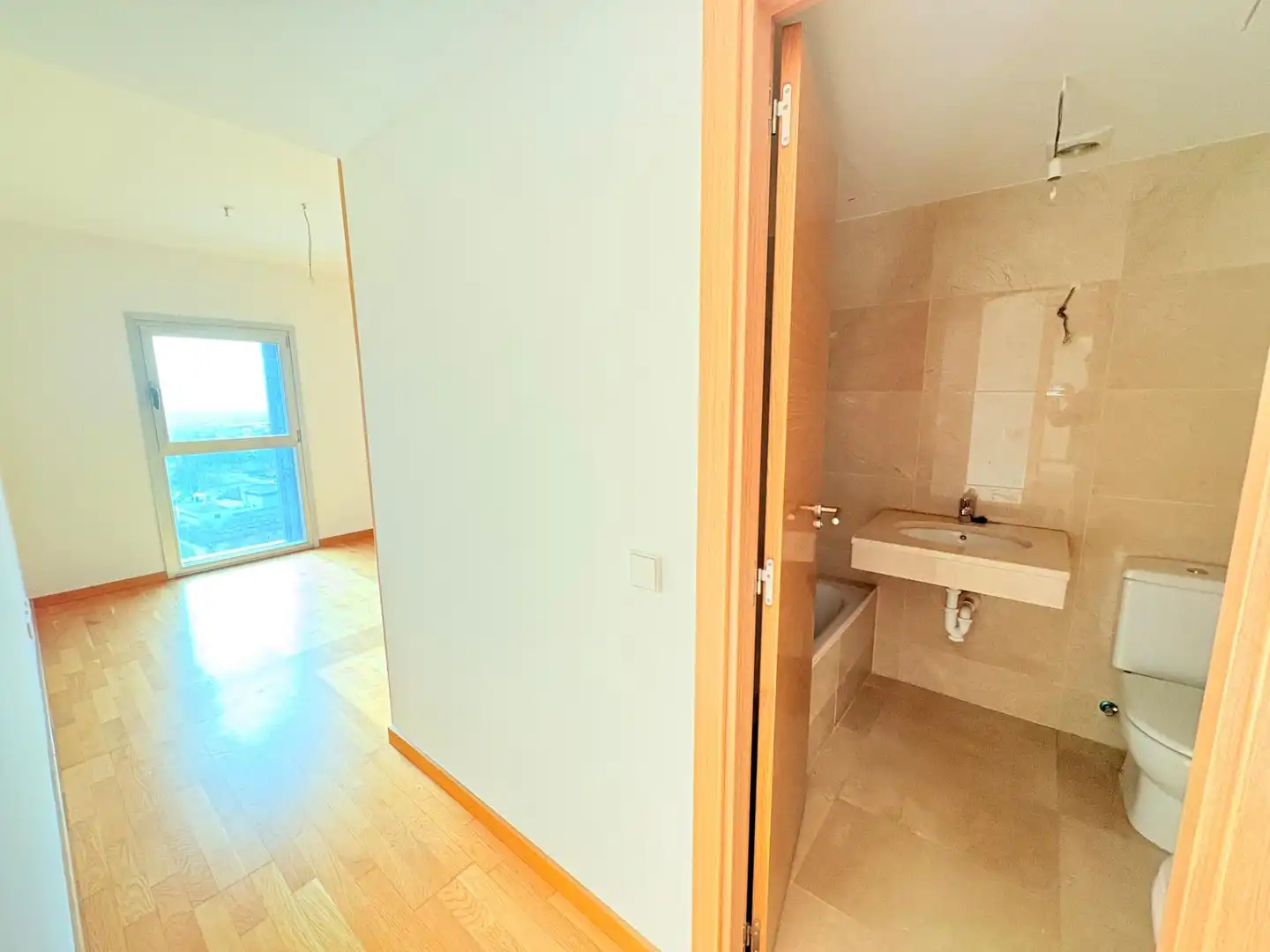 Baño de Piso en venta en Ponferrada con Aire acondicionado, Trastero y Alarma