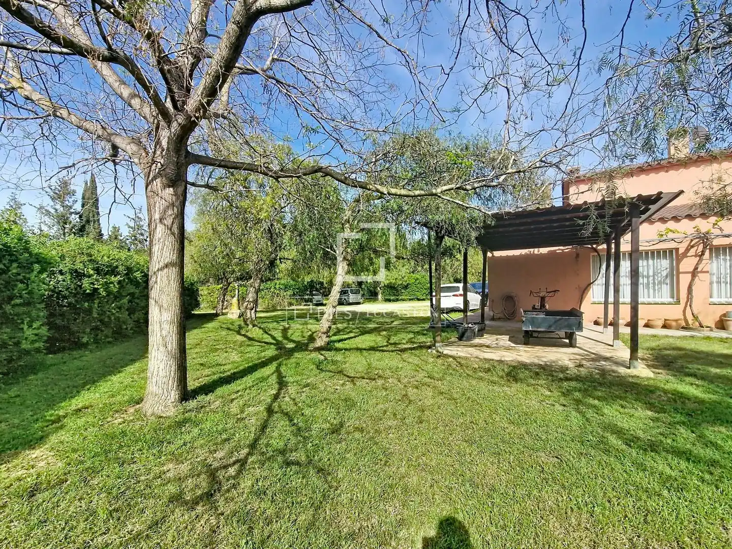 Jardí de Finca rústica en venda en Vilanova i la Geltrú amb Aire condicionat, Calefacció i Jardí privat