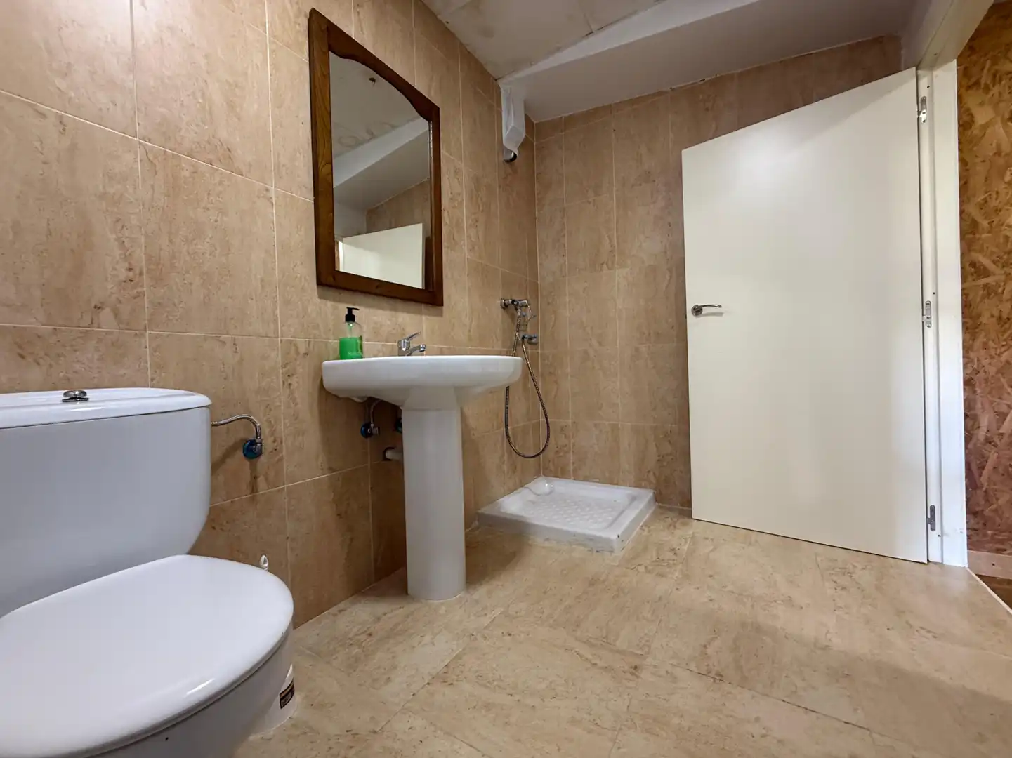 Bathroom of Houses for sale in Langreo  with Private garden, Terrace and Storage room