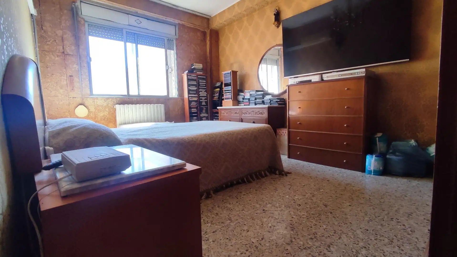 Bedroom of Flat for sale in Zaragoza  with Air Conditioner, Heating and Terrace