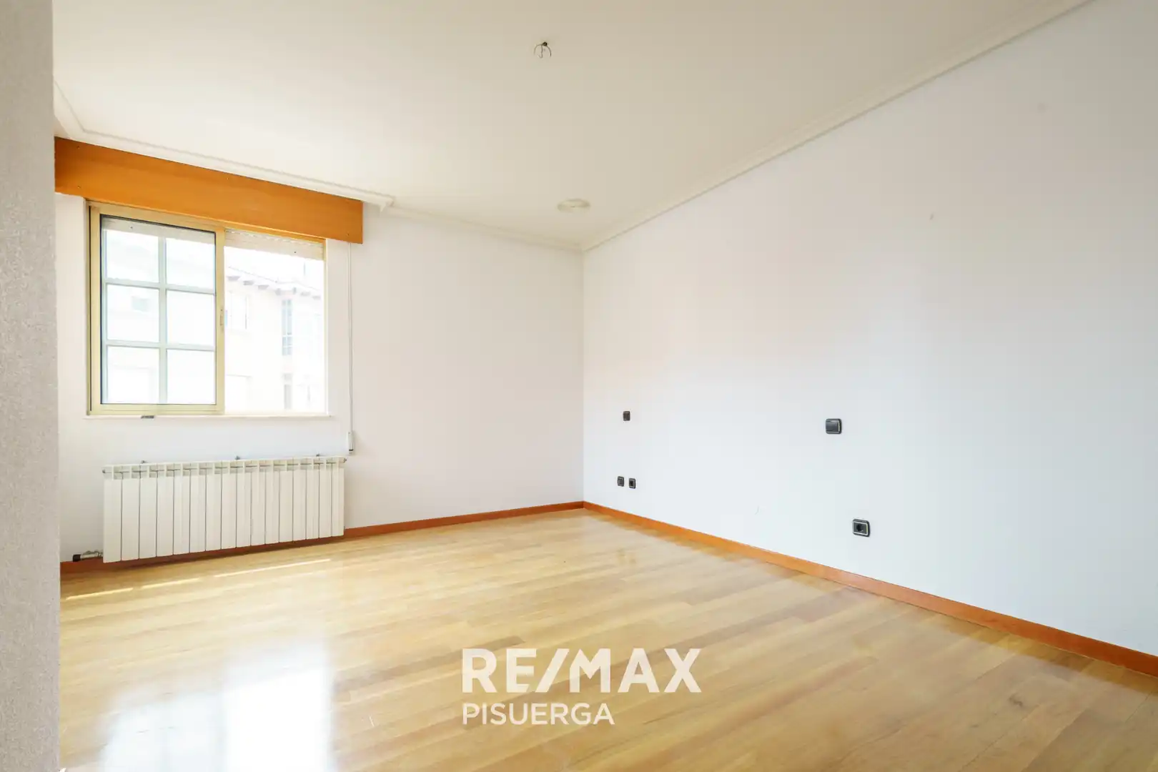 Chalet con jardín en venta en Calle Castilla y León 1, imagen 52