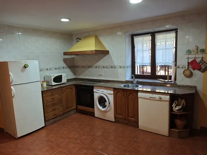 Cocina de Casa o chalet en venta en Salas con Amueblado