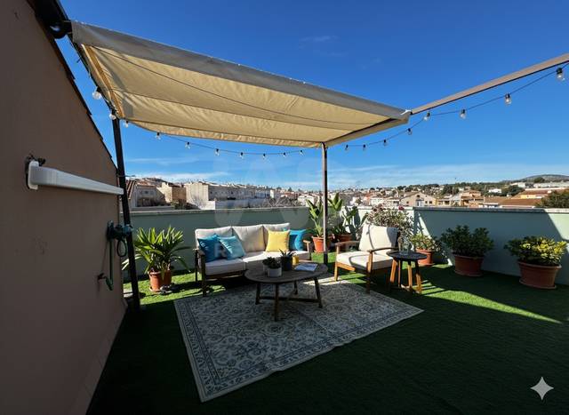 Casa adosada en Venta en La Collada - Sis Camins