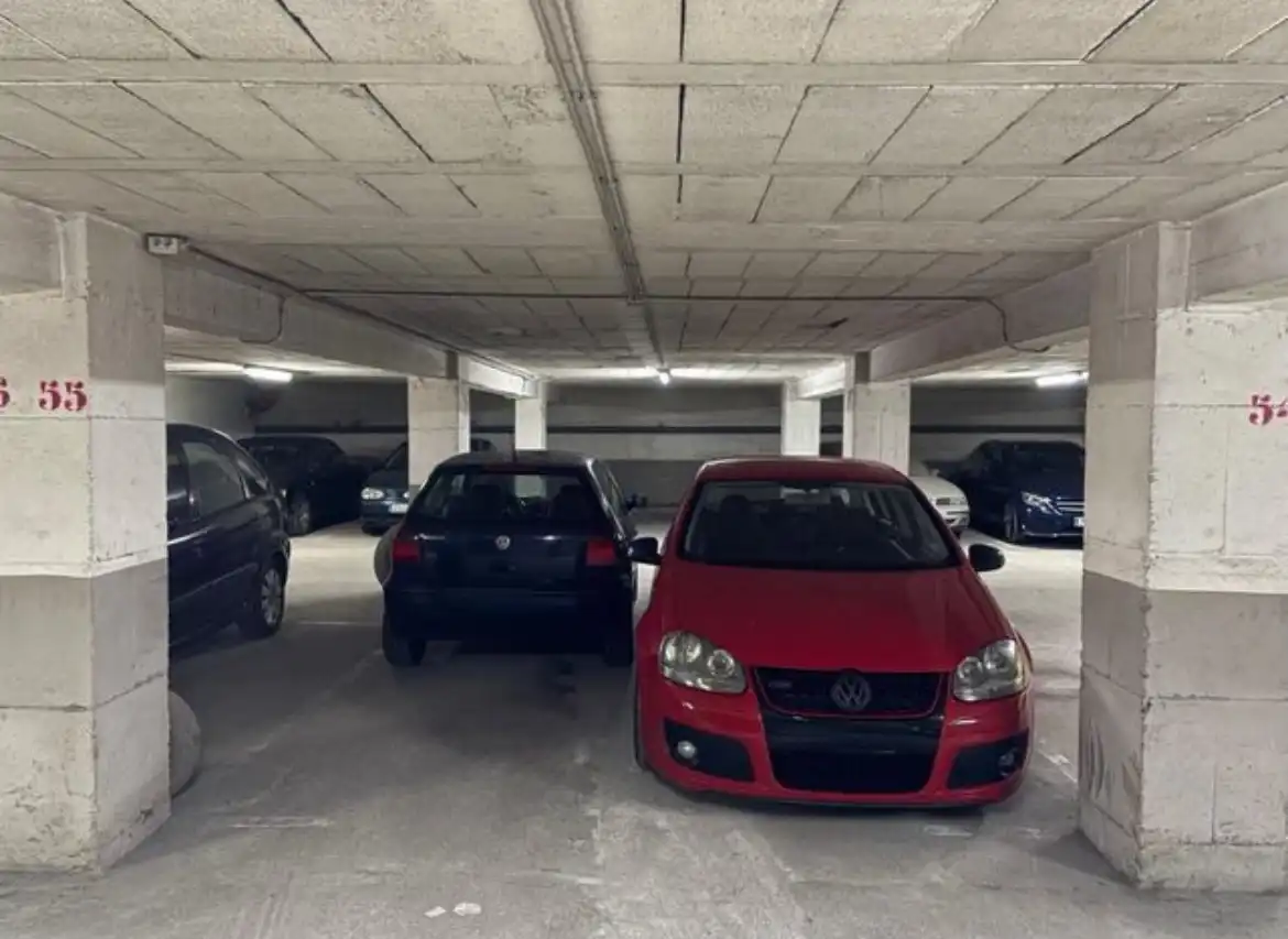 Einzelparkplatz zum Verkauf in Avenida Galicia 2