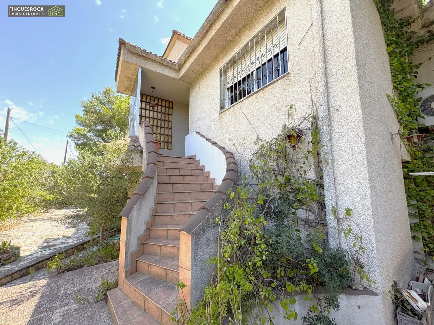 Vista exterior de Casa o xalet en venda en Alcanar amb Aire condicionat, Calefacció i Jardí privat