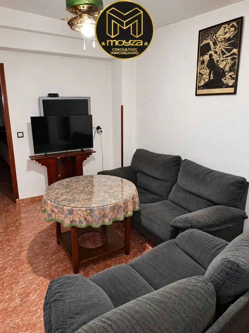 House with terrace for sale in Jódar
