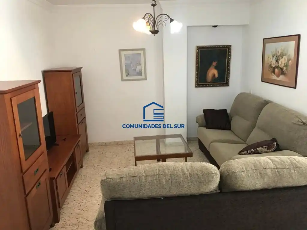 Sala d'estar de Pis de lloguer en Cádiz amb Terrassa i Moblat