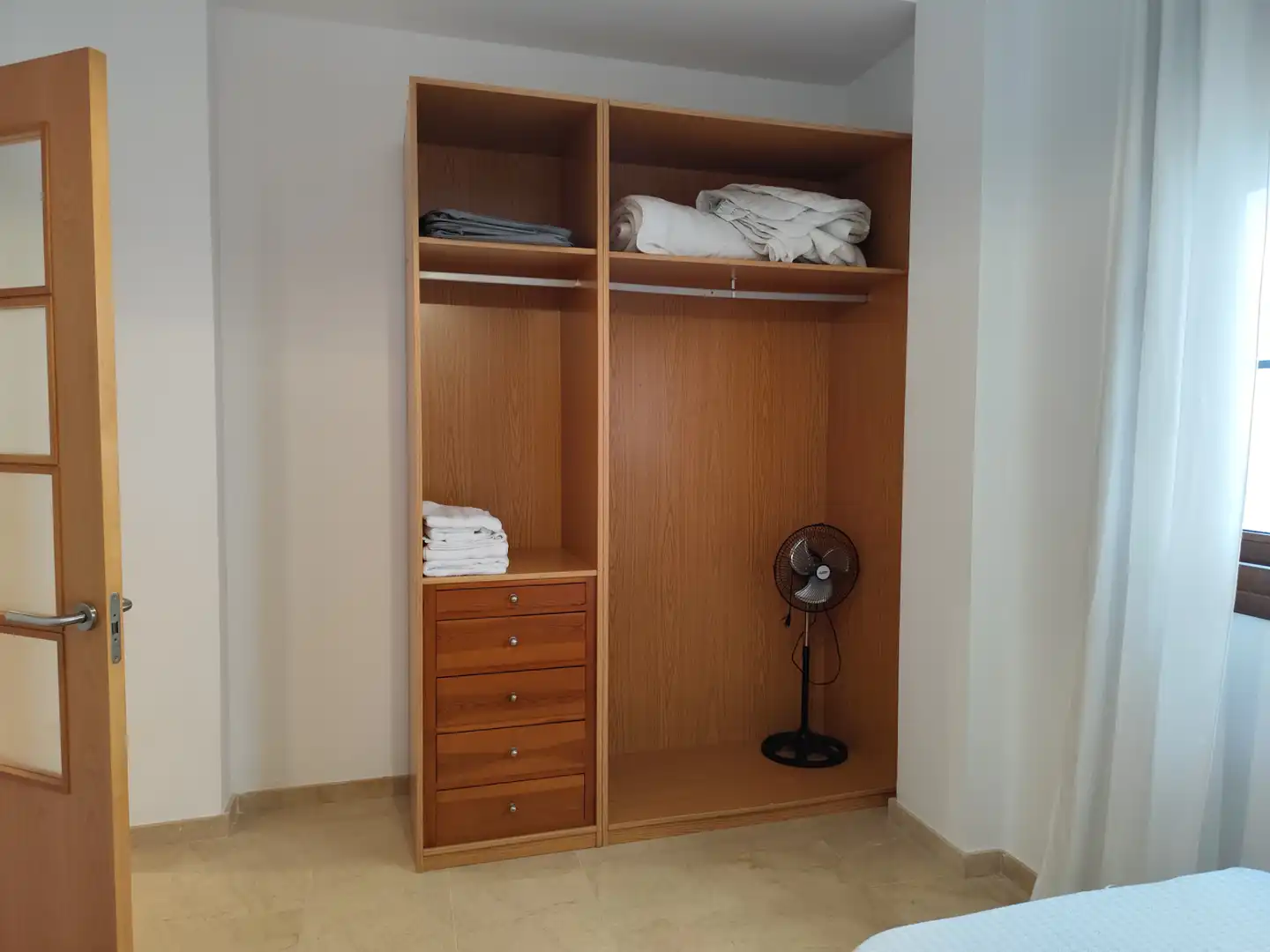 Wohnung zur Miete in Calle Banda Playa, V Centenario - Piletas - Capuchinos