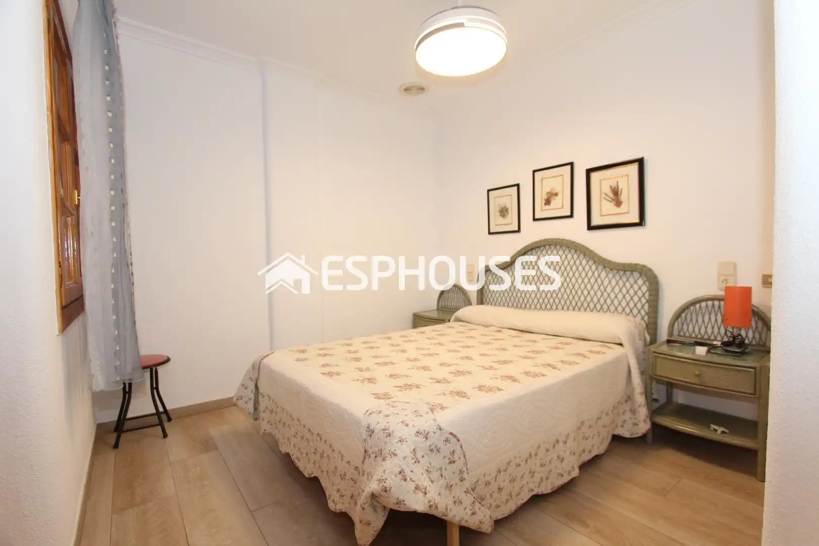Habitación de Apartamento en venta en Guardamar del Segura con Aire acondicionado, Terraza y Amueblado