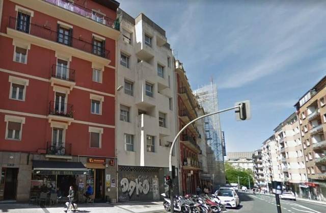 Local comercial en Venta en EGIA 22 0 Y en Egia