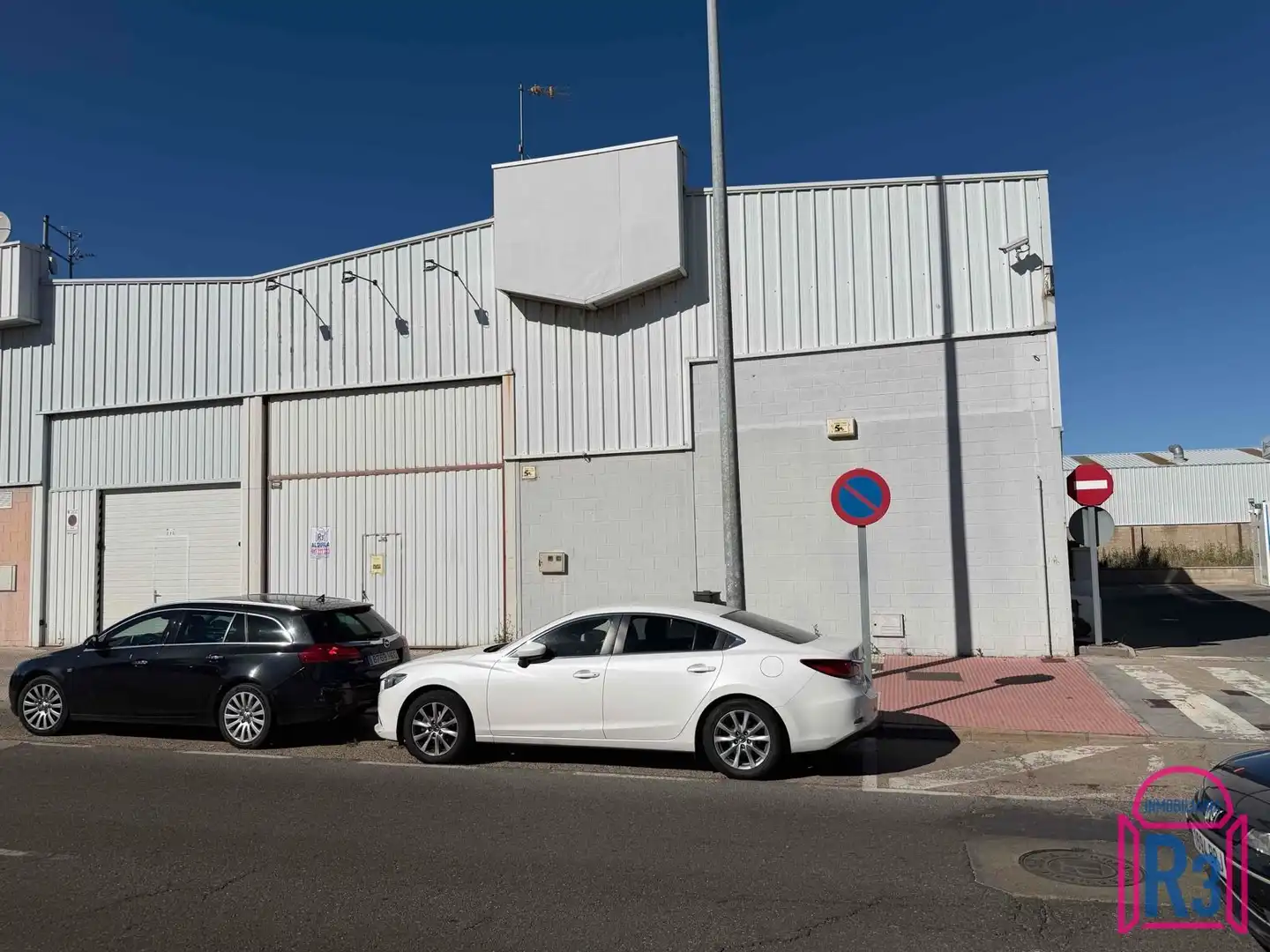 Nave industrial in vendita a Alcalde Miguel Castaño