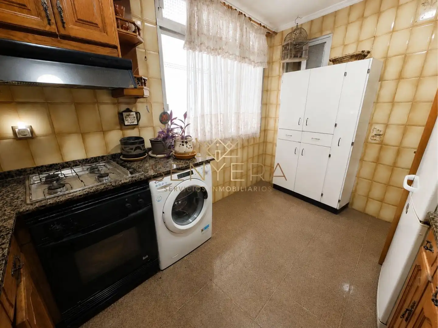 Kitchen of Flat for sale in Valencia