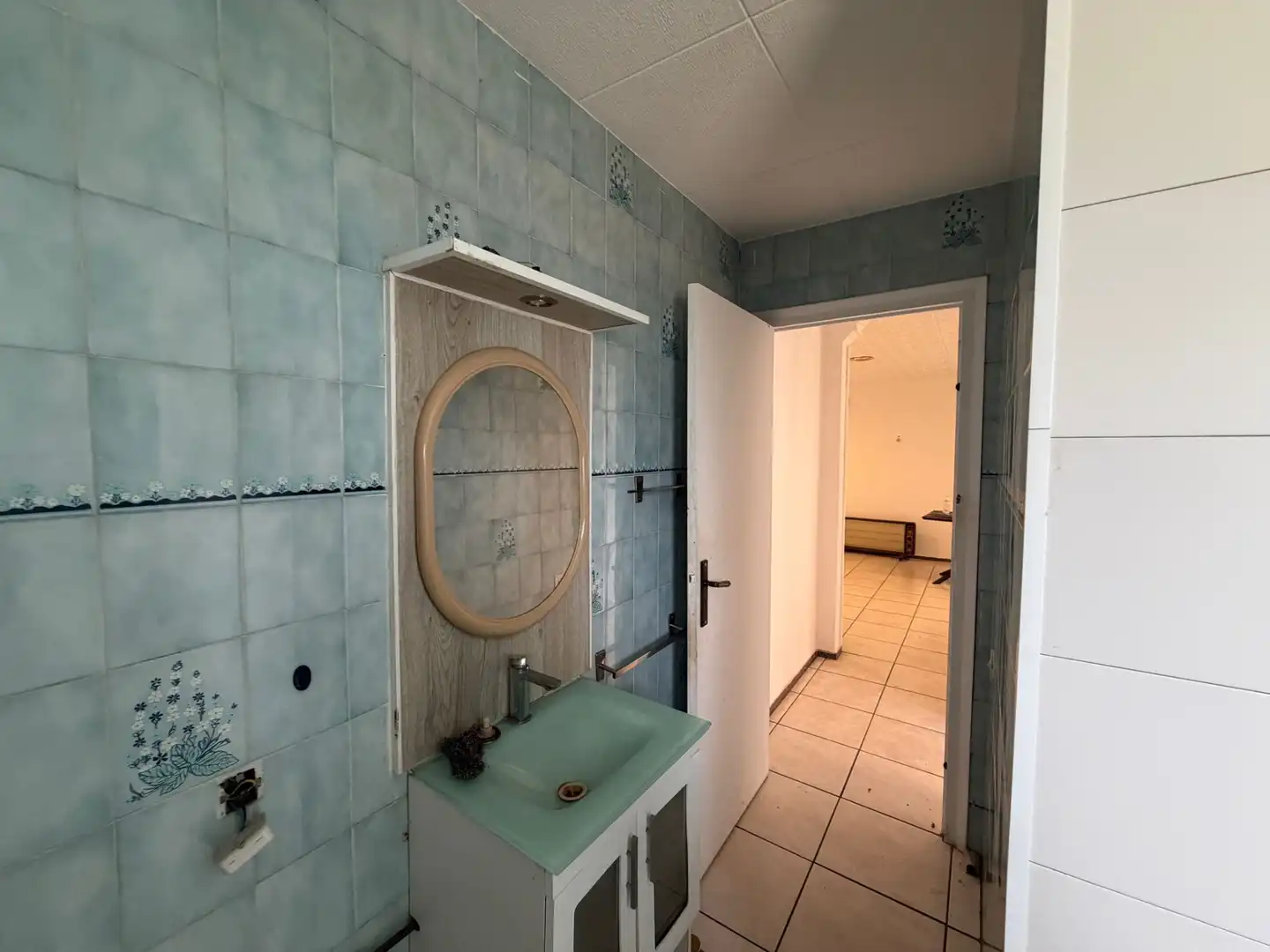 Badezimmer von Geschaftsraum zur Miete in Empuriabrava mit Klimaanlage und Terrasse