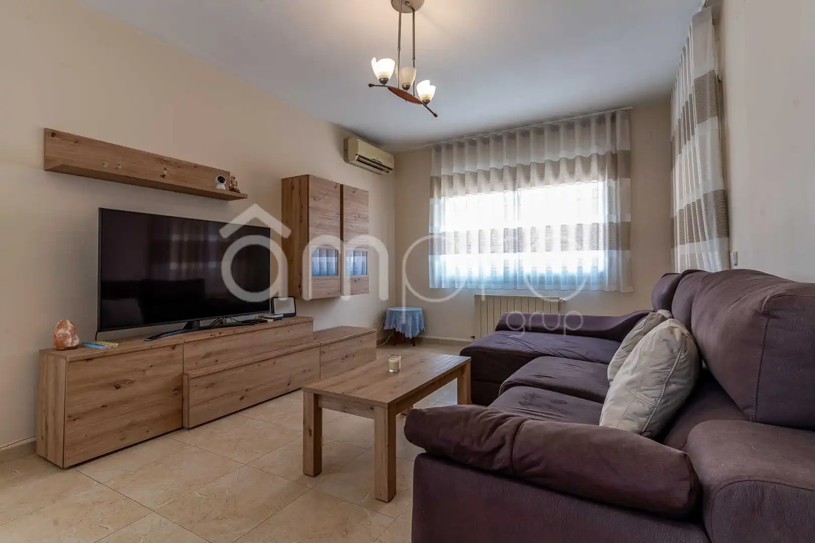 Sala d'estar de Casa adosada en venda en Torredembarra amb Aire condicionat, Calefacció i Terrassa