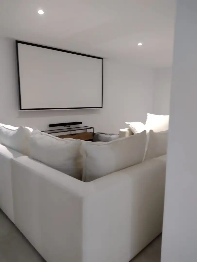 Sala de estar de Casa o chalet de alquiler en Benahavís con Aire acondicionado, Calefacción y Jardín privado