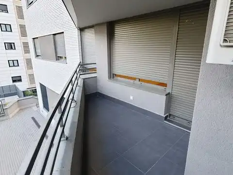 Balcony of Flat for rent in Madrid  with Air Conditioner, Heating and Private garden