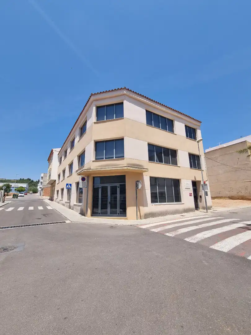 Vista exterior de Edificio en venta en Vall d'Alba con Piscina comunitaria