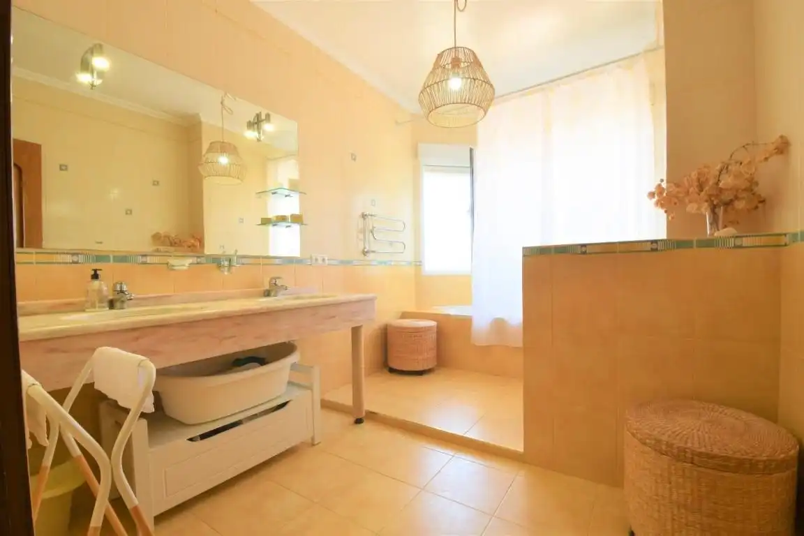 Baño de Casa o chalet en venta en Rojales con Calefacción, Terraza y Trastero