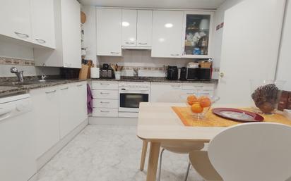 Kitchen of Flat for sale in Sabadell  with Air Conditioner