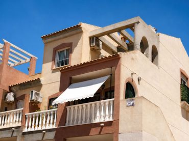 Duplex con balcone in vendita a Calle C. Nicaragua 80