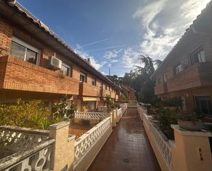 Exterior view of Single-family semi-detached to rent in Sant Andreu de Llavaneres  with Air Conditioner and Terrace